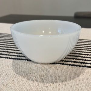 Vintage Federal Milk Glass Heat-Proof Cereal Bowl